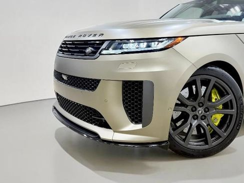 Used 2024 Land Rover Range Rover Sport SV Edition One Carbon Bronze AWD/4WD image 3