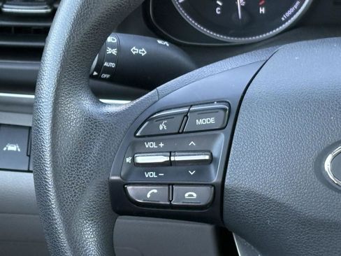 Used 2020 Hyundai Elantra SEL FWD image 7