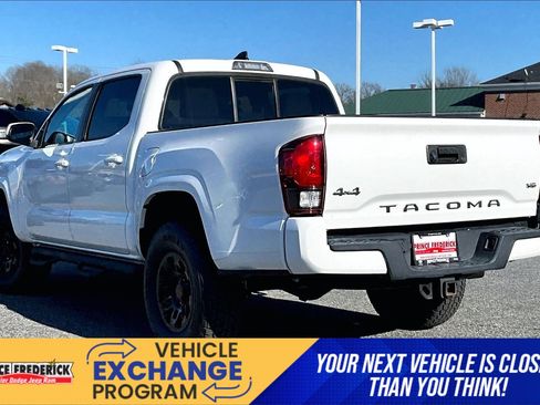 Used 2019 Toyota Tacoma SR w/ SR Convenience Package image 9