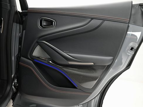 Used 2025 Aston Martin DBX 707 image 23