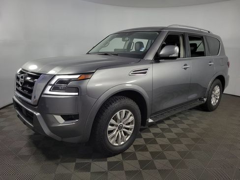 Used 2024 Nissan Armada SV RWD image 3