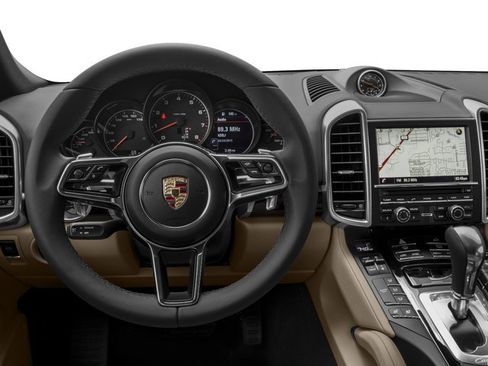 Used 2016 Porsche Cayenne Diesel AWD/4WD image 6