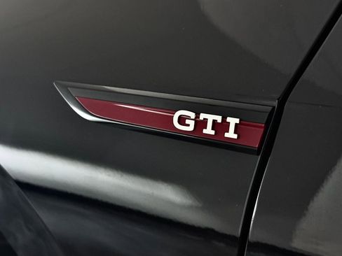 Used 2022 Volkswagen GTI SE w/ SE Leather Package FWD image 16