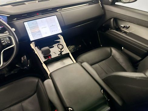 Used 2025 Land Rover Range Rover Sport SE AWD/4WD image 23