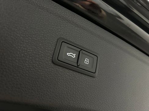 Used 2018 Audi Q5 2.0T Premium Plus w/ Premium Plus Package image 36