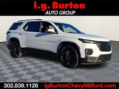 Used 2022 Chevrolet Traverse LT