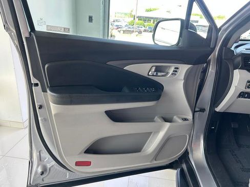 Used 2021 Honda Pilot Special Edition image 14