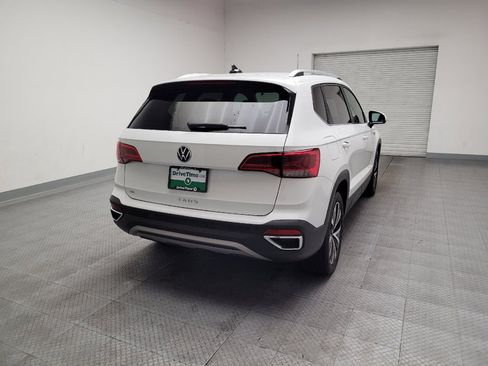 Used 2023 Volkswagen Taos SE image 7