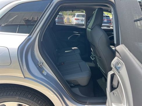 New 2025 Audi Q5 Premium Plus image 28