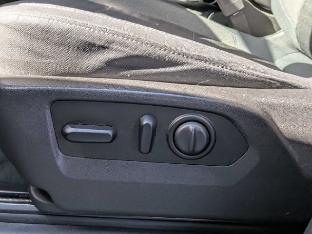Used 2019 Chevrolet Silverado 1500 LT w/ All-Star Edition AWD/4WD image 17