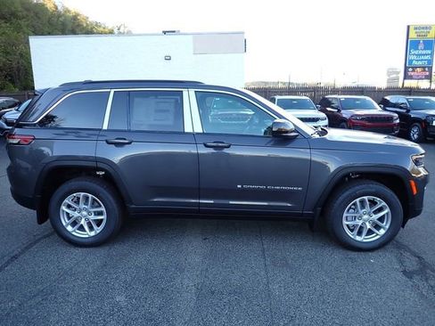 New 2025 Jeep Grand Cherokee Laredo X AWD/4WD image 8