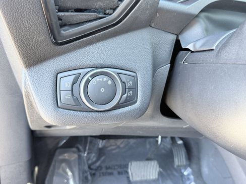 Used 2018 Ford Escape Titanium image 12