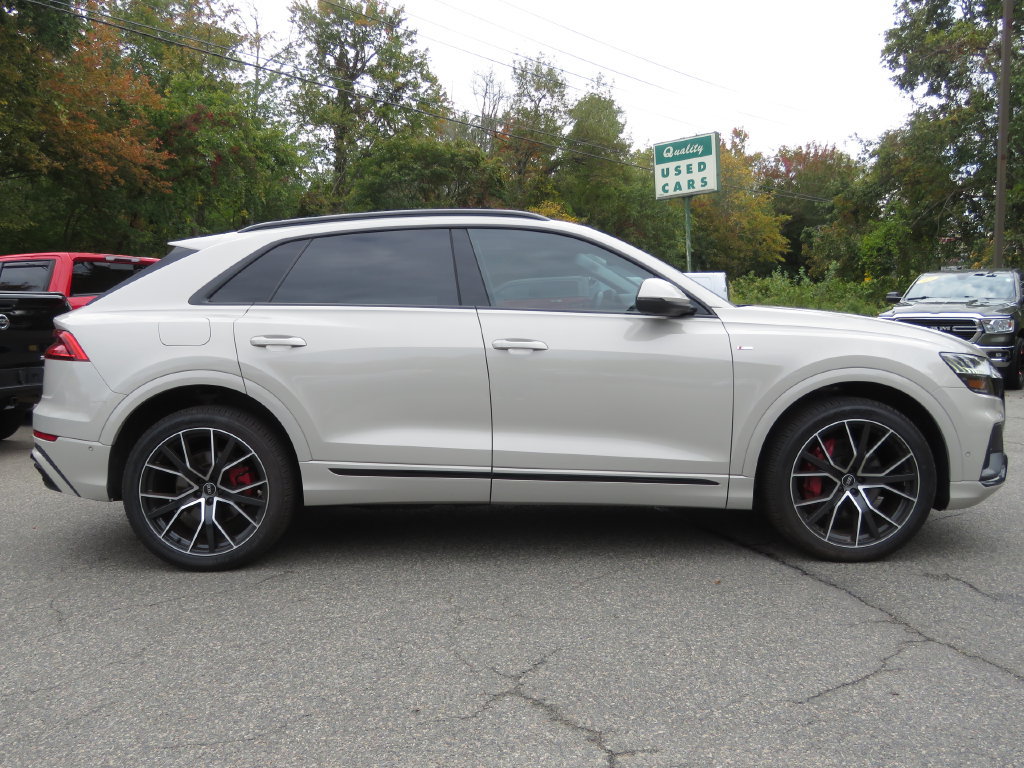Used 2021 Audi Q8 Premium Plus w/ Premium Plus Package AWD/4WD image 4
