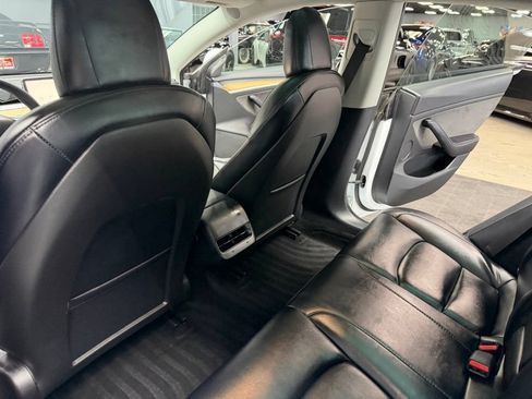 Used 2022 Tesla Model 3 RWD image 34