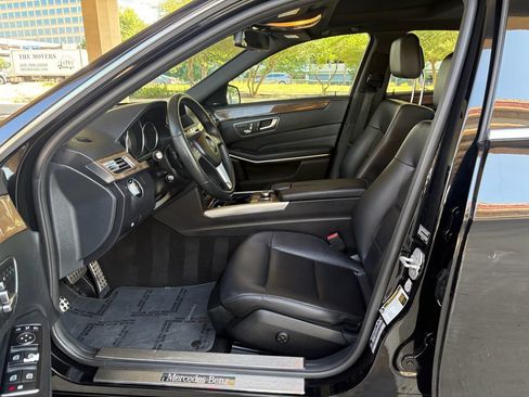 Used 2016 Mercedes-Benz E 350 Sedan image 21