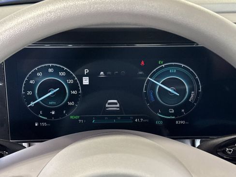 Used 2024 Hyundai Elantra Blue image 20