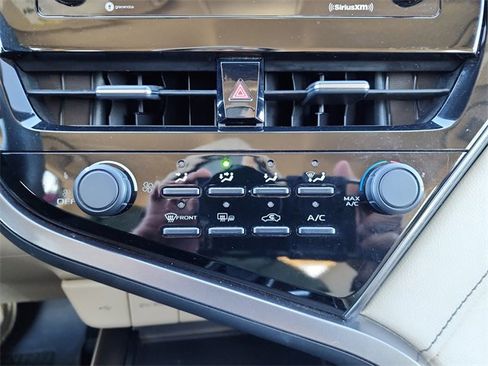 Used 2021 Toyota Camry LE w/ Convenience Package image 26