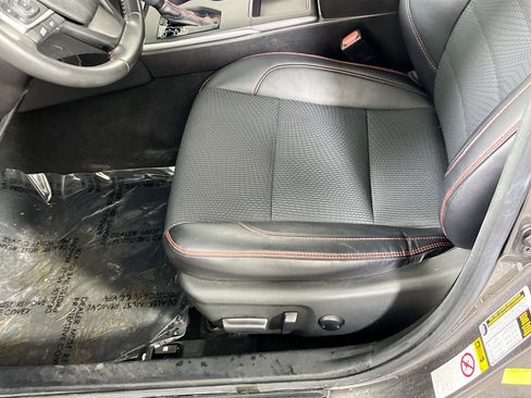 Used 2017 Toyota Camry SE image 17