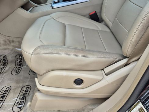 Used 2012 Mercedes-Benz ML 350 4MATIC image 19