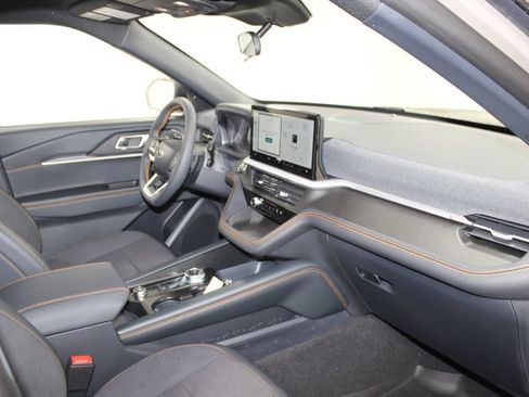New 2026 Ford Explorer Tremor AWD/4WD image 29