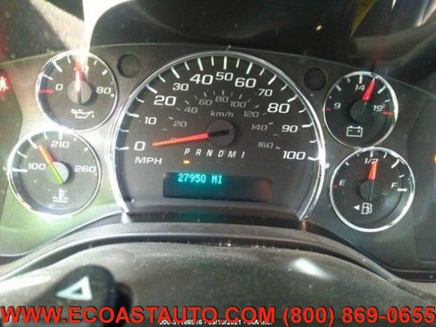 Used 2019 GMC Savana 2500 w/ Driver Convenience Package image 8