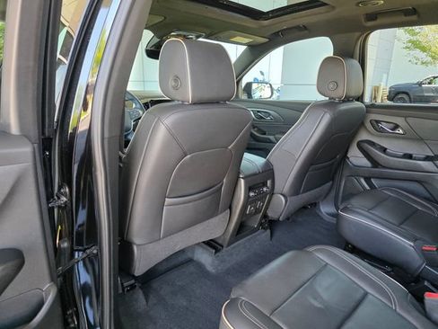 Used 2023 Chevrolet Traverse Premier w/ Redline Edition AWD/4WD image 21