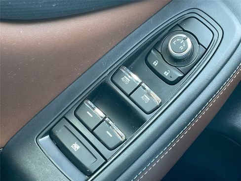 Certified 2023 Subaru Forester Touring AWD/4WD image 29