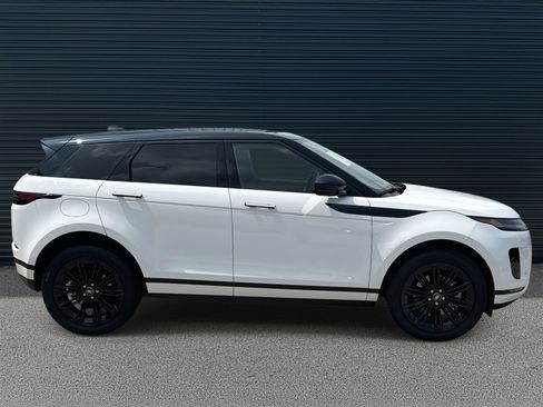 Certified 2025 Land Rover Range Rover Evoque S image 4