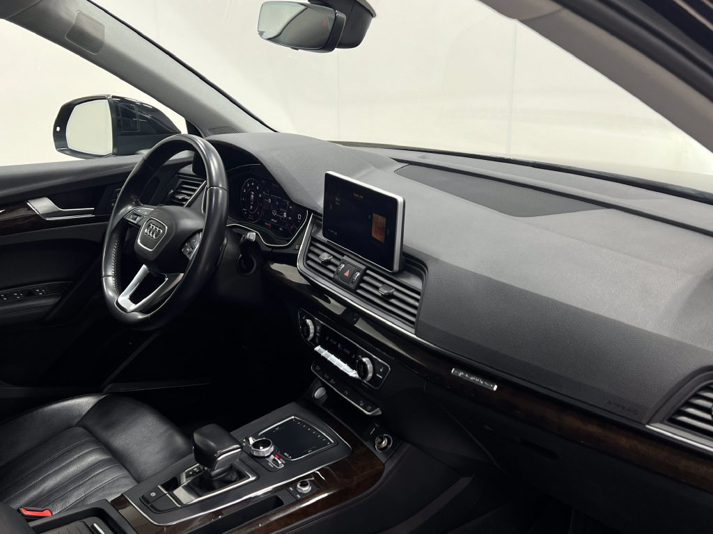 Used 2019 Audi Q5 2.0T Premium Plus w/ Premium Plus Package AWD/4WD image 23