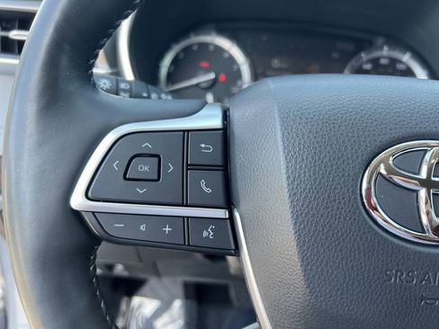 Used 2022 Toyota Highlander Platinum image 33