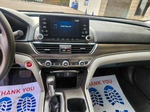 Used 2019 Honda Accord LX image 9