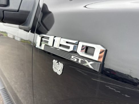 Used 2019 Ford F150 XL w/ Equipment Group 101A Mid AWD/4WD image 4