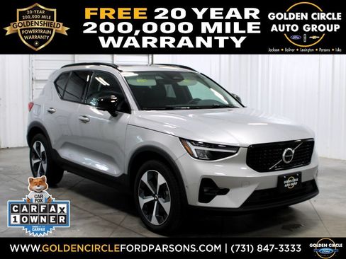 Used 2024 Volvo XC40 B5 Plus w/ Protection Package Premier AWD/4WD image 1