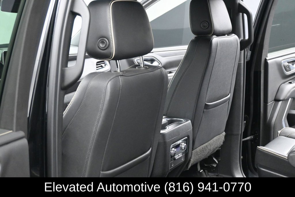 Used 2023 GMC Yukon SLT AWD/4WD image 20