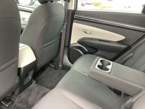Certified 2024 Hyundai Tucson SE image 23
