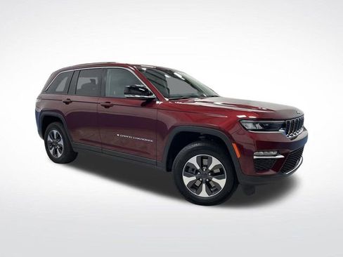 Used 2023 Jeep Grand Cherokee 4WD 4xe image 43