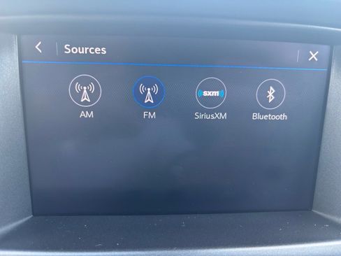 Used 2022 Chevrolet Colorado LT w/ Safety Package image 36