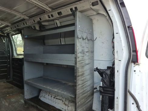 Used 2019 Chevrolet Express 2500 Work Van 3D Cargo Van w/ Driver Convenience Package image 6