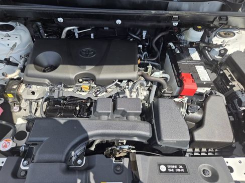 Used 2024 Toyota RAV4 LE FWD image 29