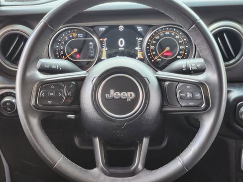Certified 2023 Jeep Gladiator Mojave AWD/4WD image 26