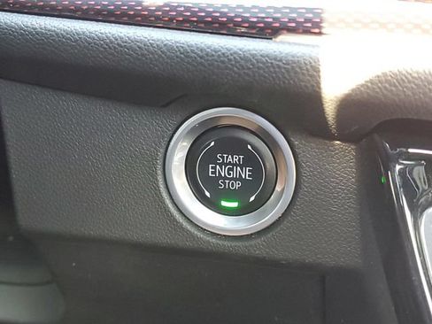 Certified 2024 Chevrolet Traverse RS AWD/4WD image 26