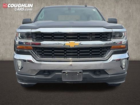 Used 2018 Chevrolet Silverado 1500 LT w/ All Star Edition AWD/4WD image 2
