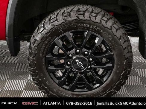 Used 2025 Chevrolet Silverado 2500 LTZ w/ Trail Boss Package AWD/4WD image 36