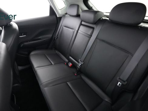 Used 2024 Hyundai Kona Limited FWD image 24