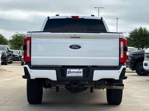 Used 2024 Ford F250 Lariat w/ Lariat Ultimate Package image 8