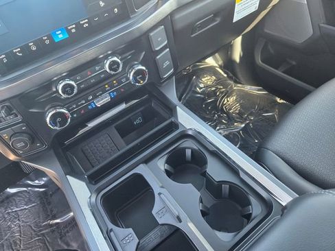 New 2025 Ford F350 Lariat w/ Lariat Ultimate Package image 18