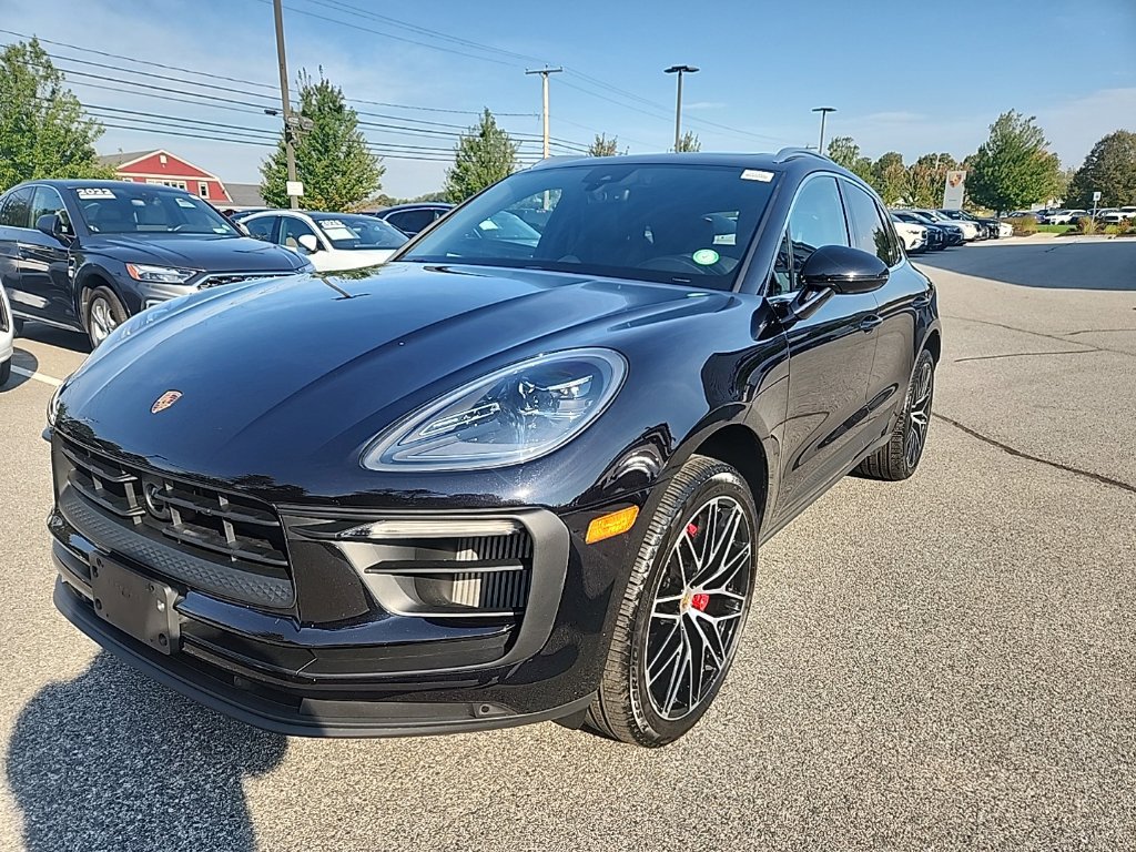 Used 2025 Porsche Macan S AWD/4WD image 1
