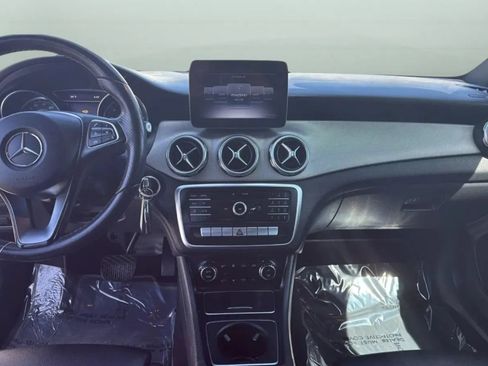 Used 2018 Mercedes-Benz GLA 250 image 9