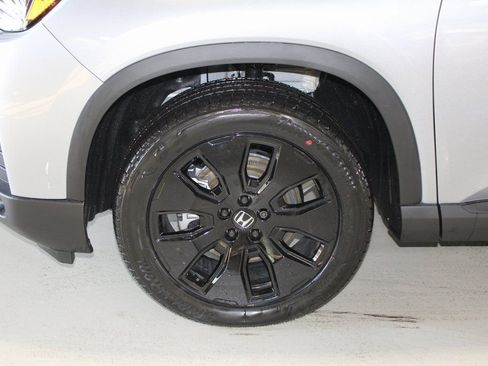 New 2026 Honda Pilot Black Edition image 6