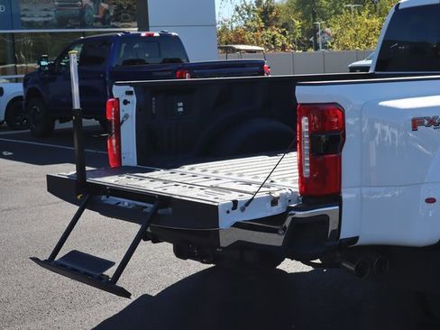 New 2026 Ford F450 XL w/ 360-Degree Camera Package image 20